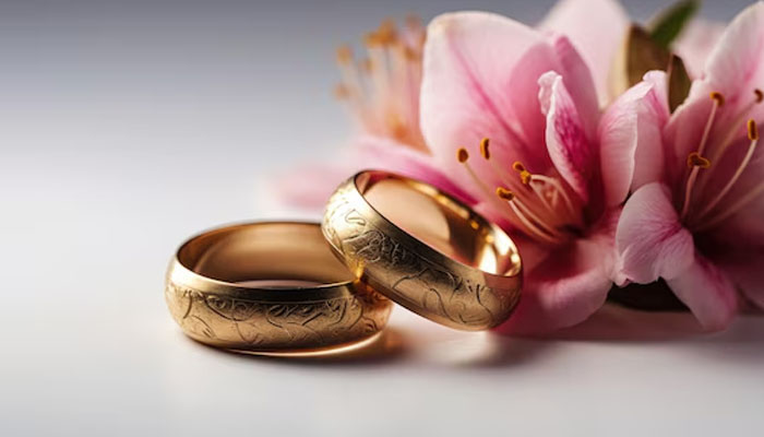 Hak Suami Atas Istri